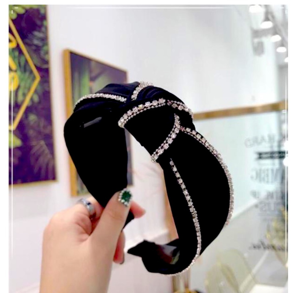 Gorgeous Black & Rhinestone Headband